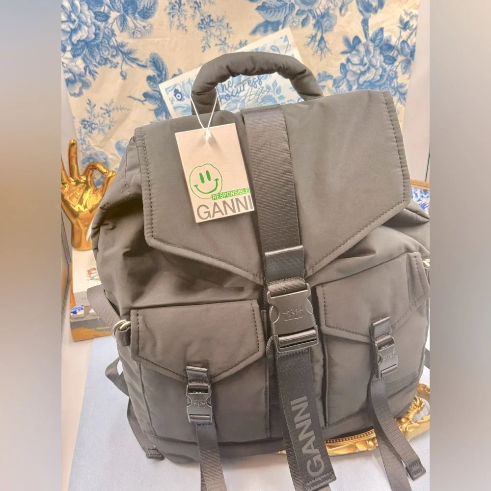 🆕 GANNI 🧿 NWOT Black Recycled Tech Backpack